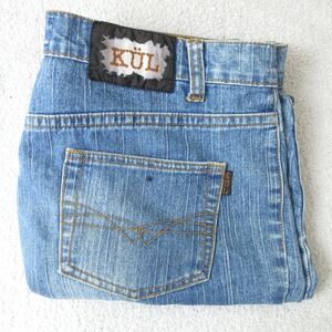 KÜL Women's Blue Denim Capri Pants Cropped Jeans Button Pockets Cute Size 5